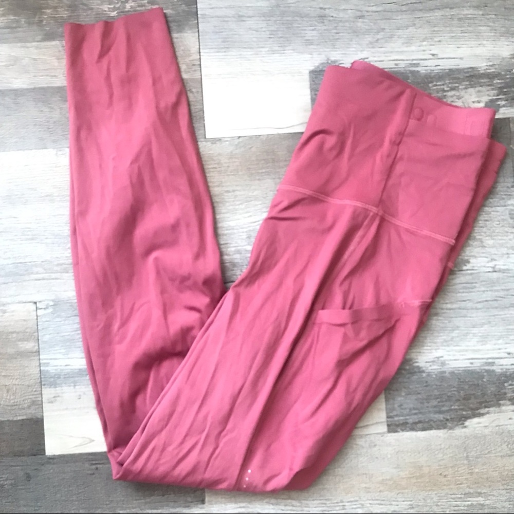 Lululemon Fast and Free SHR Tight 25" Elite Cherry Tint Size 8 LW5CKTS Legging